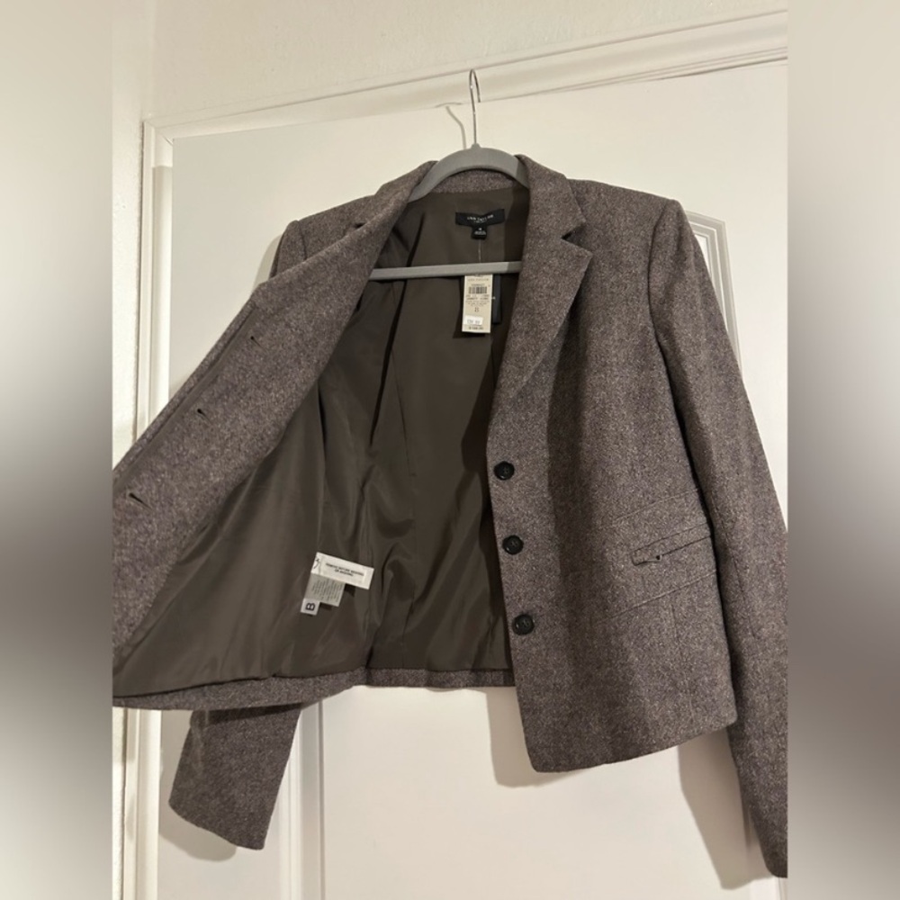 NWT Ann Taylor Textured Brown Blazer Wool Rayon Blend
Button Front Blazer Sz 8 - Picture 10 of 12
